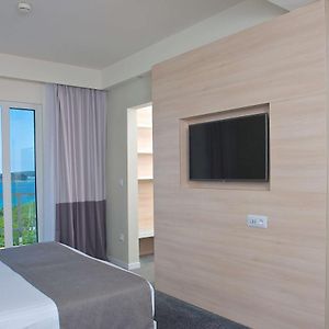Superior Double or Twin Room Sea Side